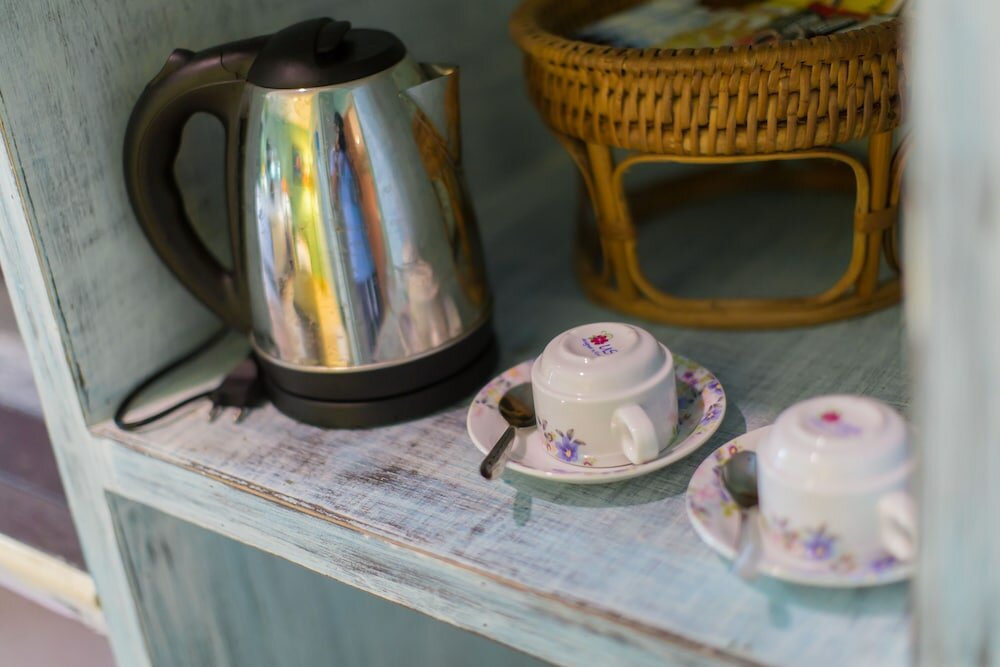 Фото Barefoot Hotel Kalim Beach Front