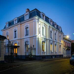 отель Berti Hôtel Mulhouse Centre Gare