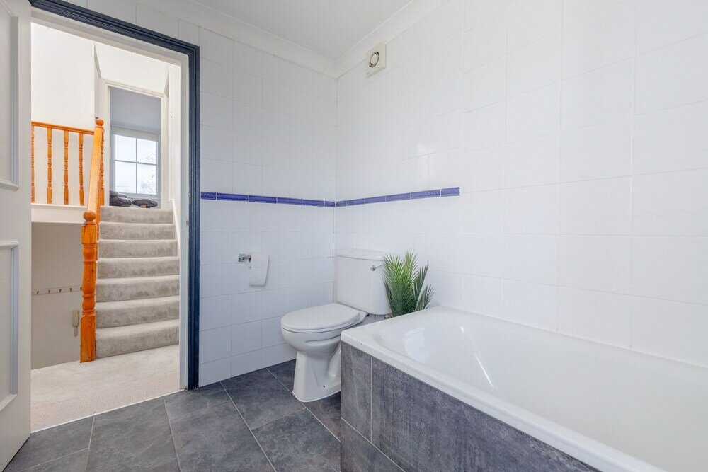 Фото Spacious 3 Bedroom Flat in Brixton