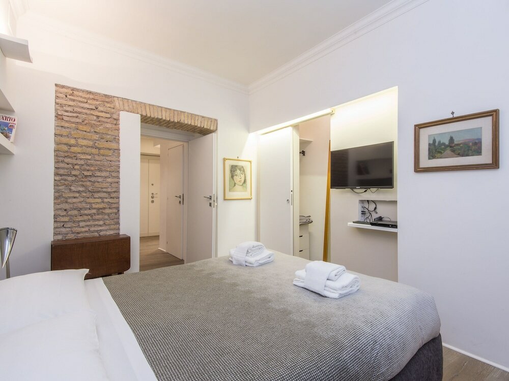 Фото Rsh Luxury One Bedroom Fori Imperiali