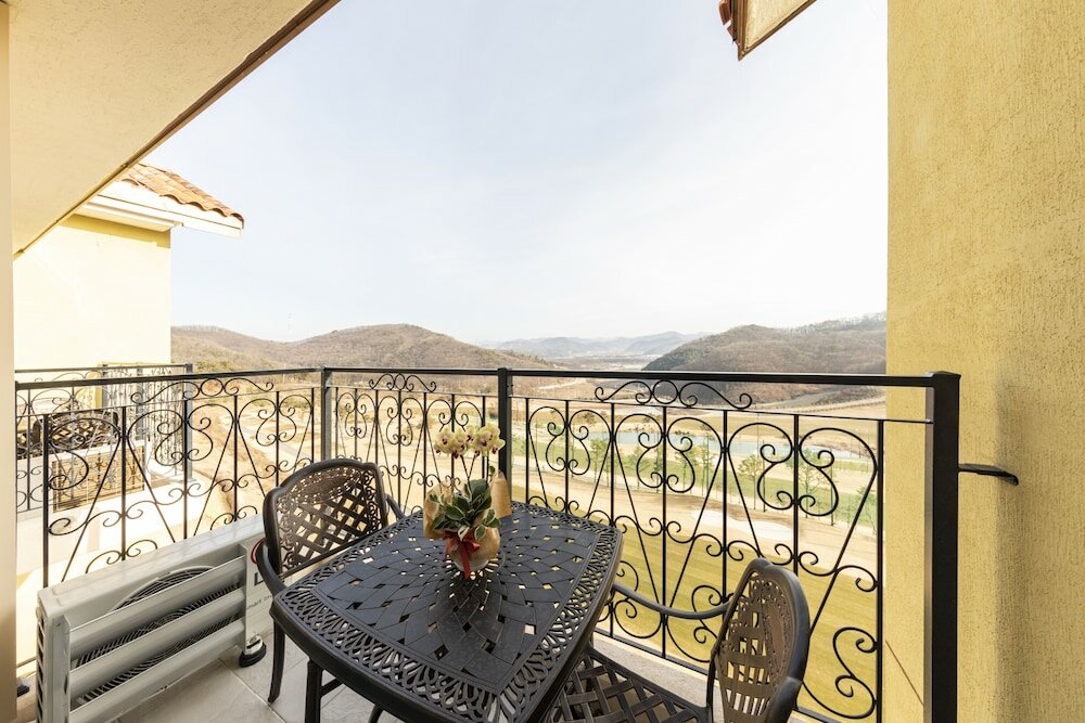 Фото Baekhak Jayuro Resort