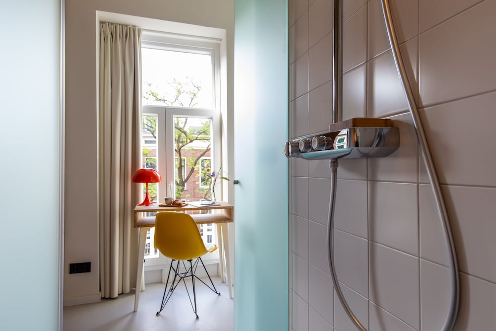 Фото The Bellhop Hotel