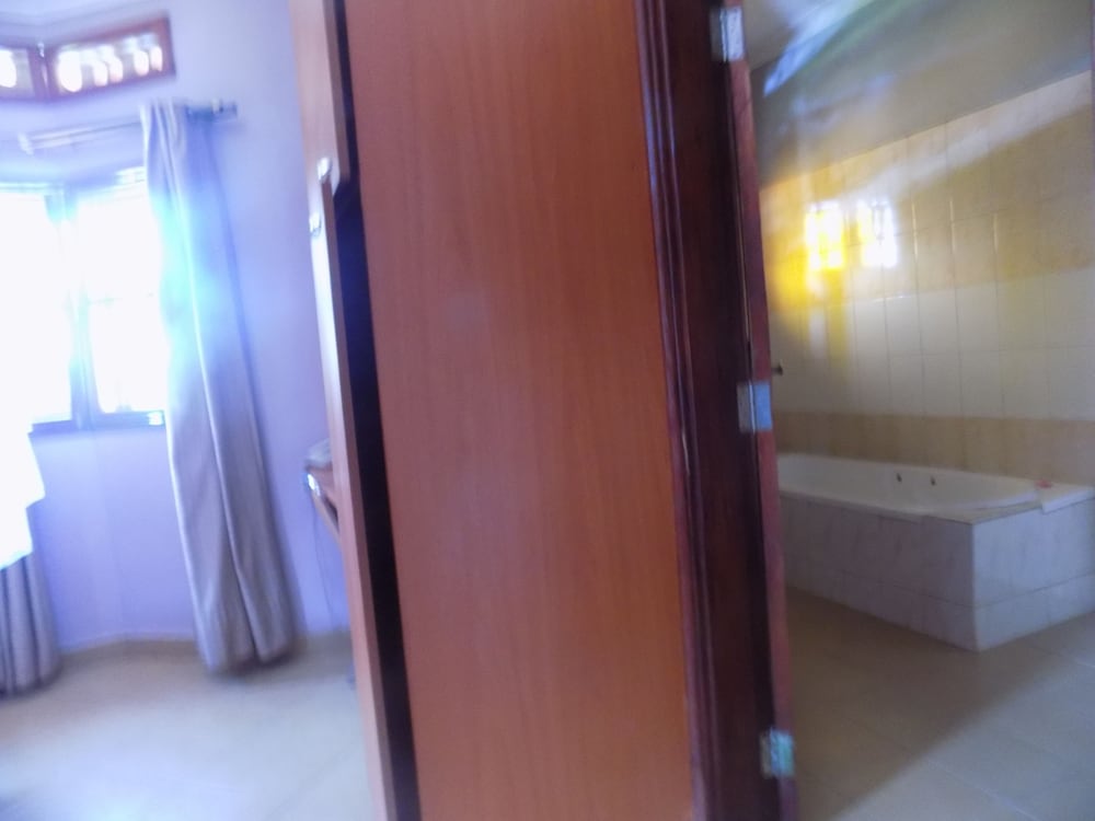 Фото Elgon Heights Motel