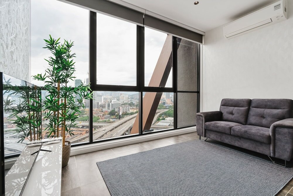 Фото Scarletz Klcc Apartments by soulasia