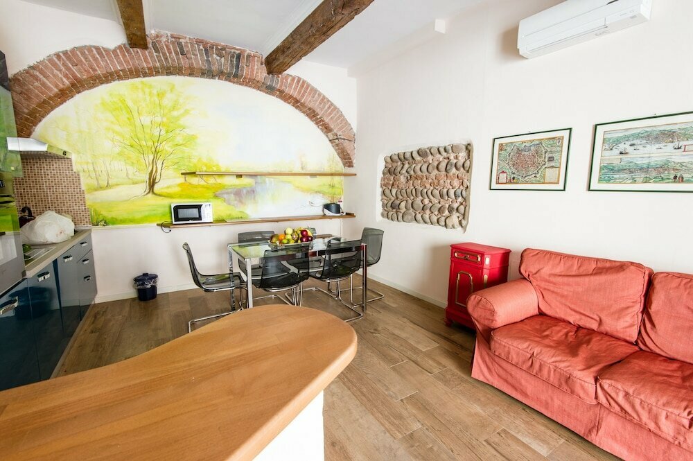 Short-term housing rental Casa Agli Scrimiari ItalianFlat, Verona, photo