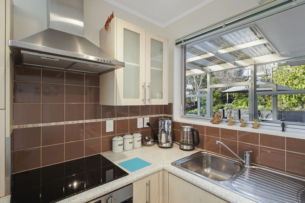 Фото Bright & Sunny Meadowbank - Gardens