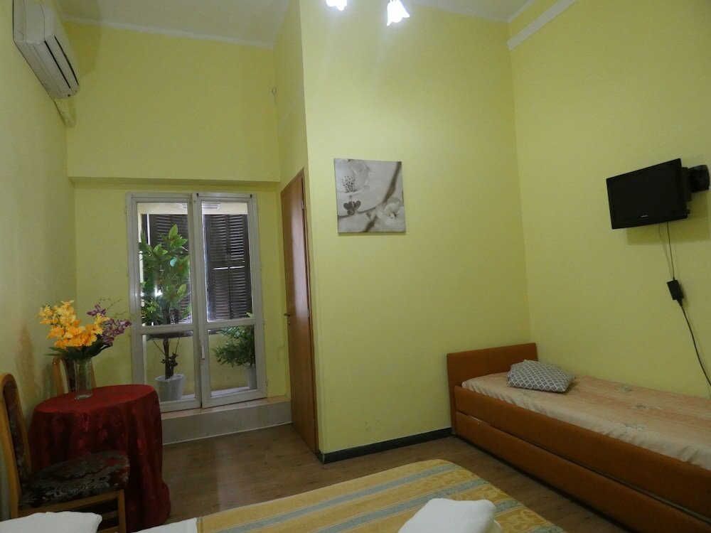 Фото Guest House Sunlight