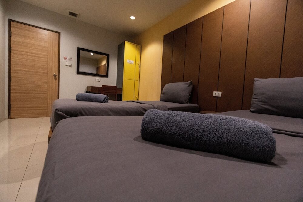 Фото Sunny Hostel Chiangmai @Tha Pae