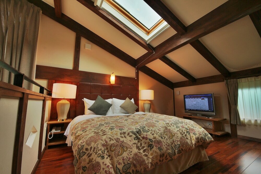 Фото One More Time Heart