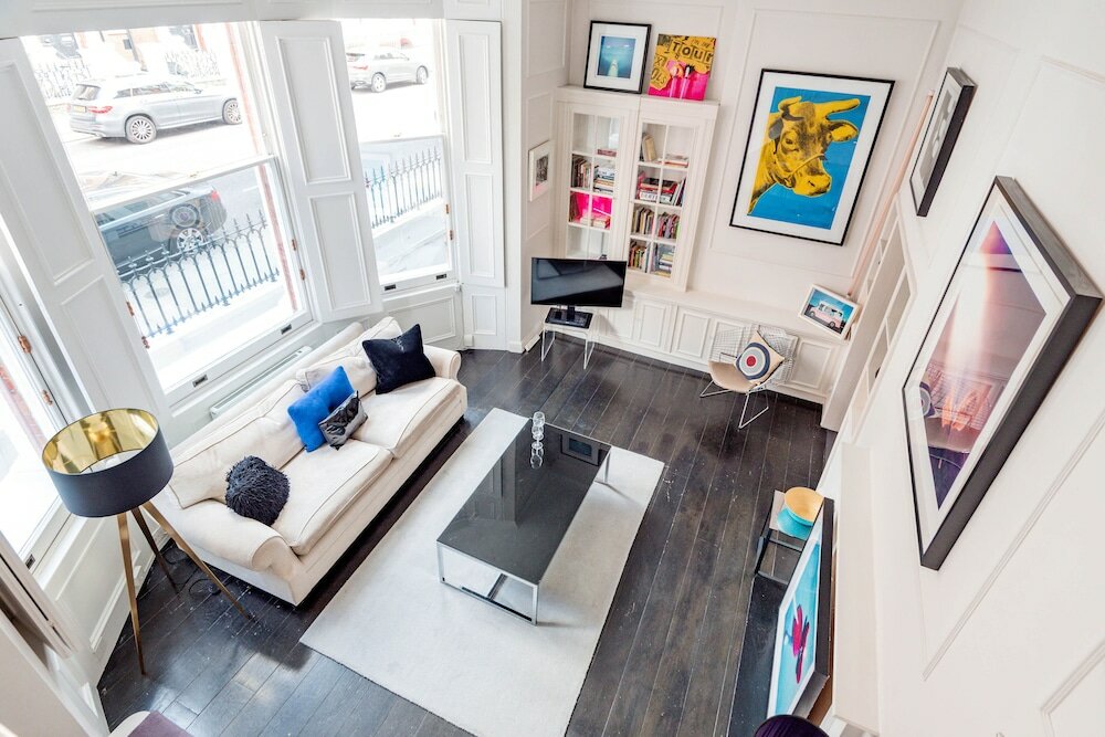 Фото Chic Chelsea Home near South Kensington by UnderTheDoormat