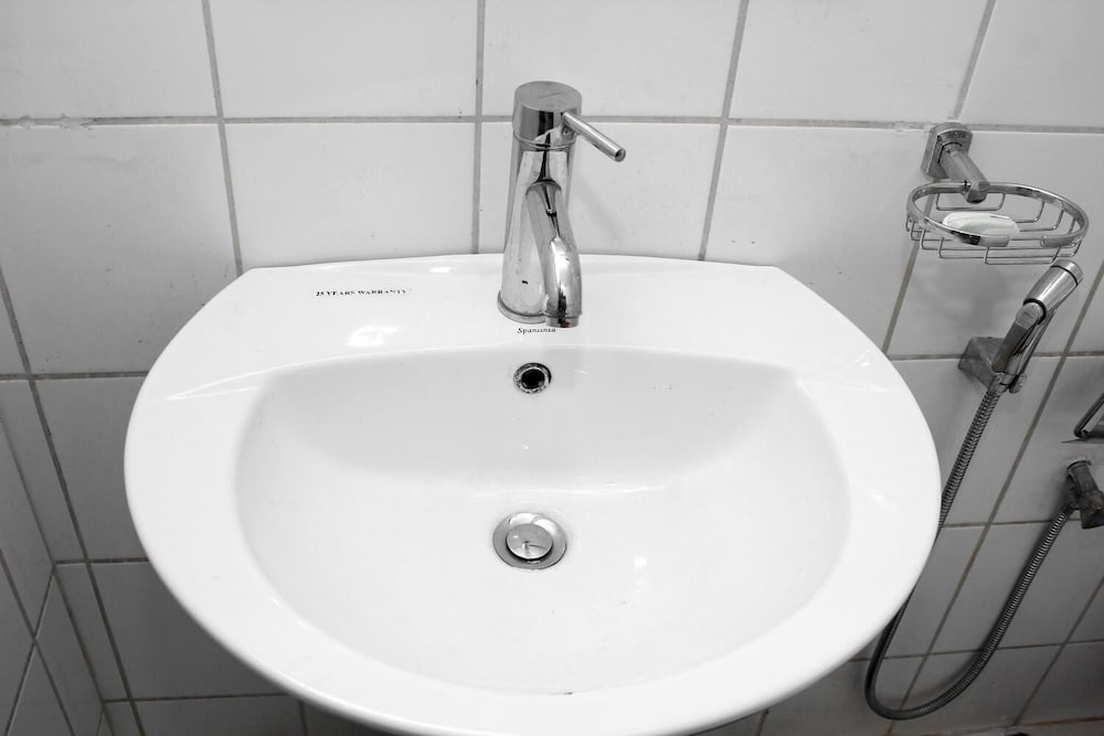 Фото Sana's Beach Guesthouse and Restaurant