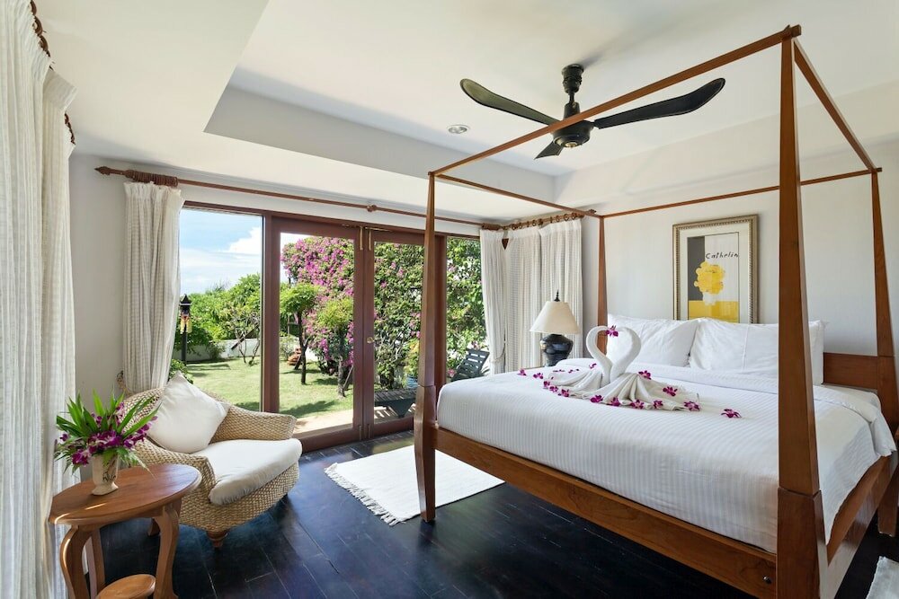 Фото Villa Baan Hen 5 Bedroom Kata Beach