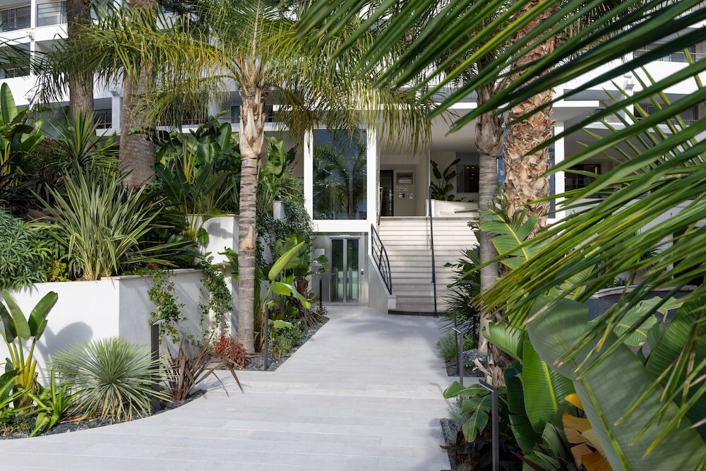 Фото Staybridge Suites Cannes Centre by IHG