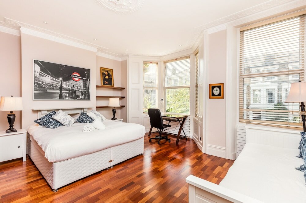 Фото Muse Haus Riverside