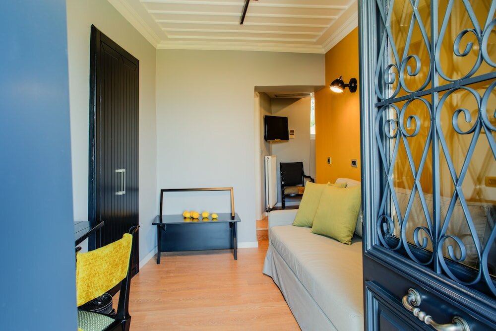 Фото Aethra Boutique Rooms