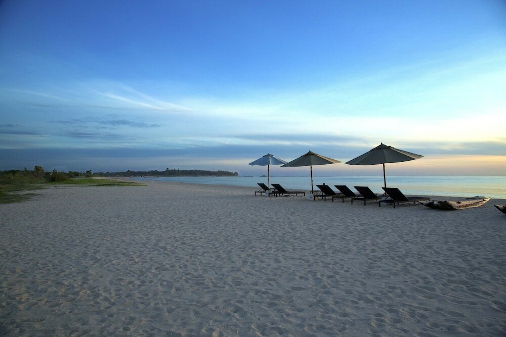 Фото Maalu Maalu Resort & SPA Pasikuda