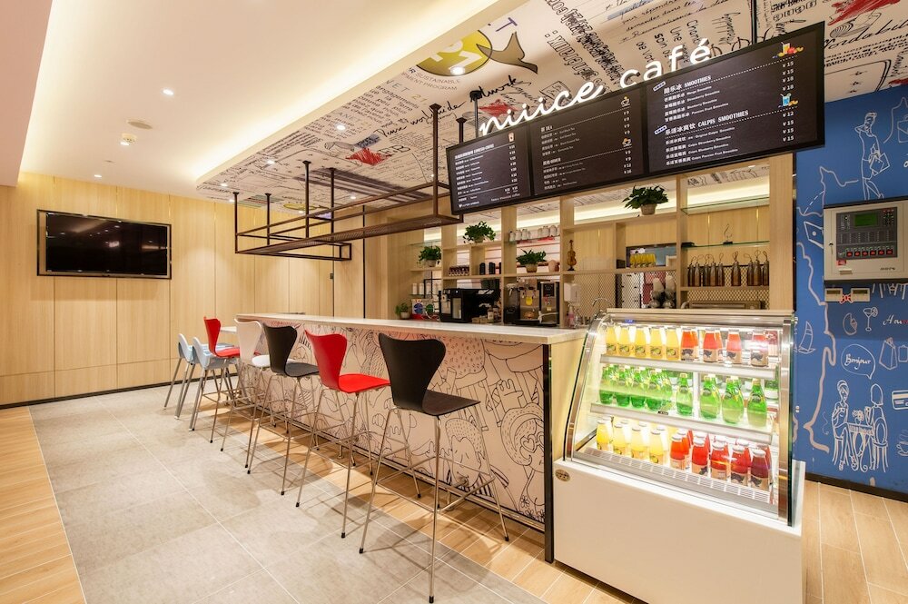 Фото Ibis Dalian Xinghai Park