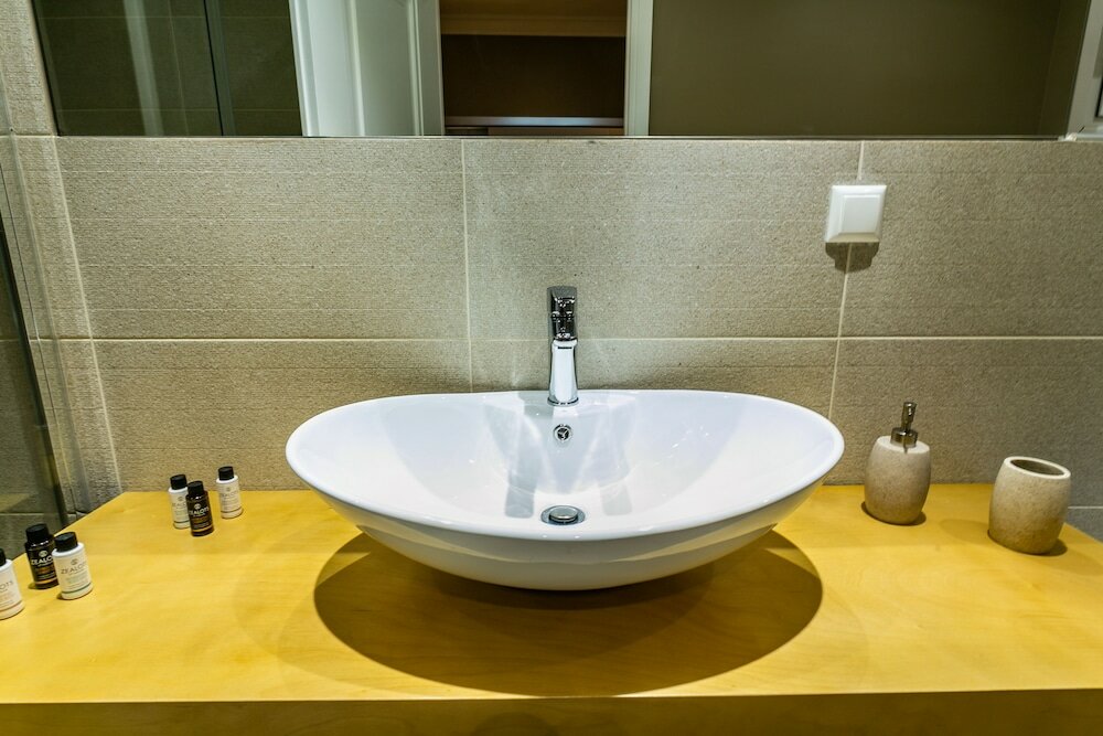 Фото Acropolis Urban Apartments