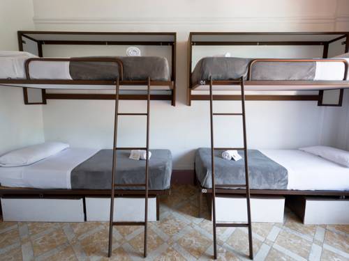 Фото Casa Gracia Barcelona Hostel