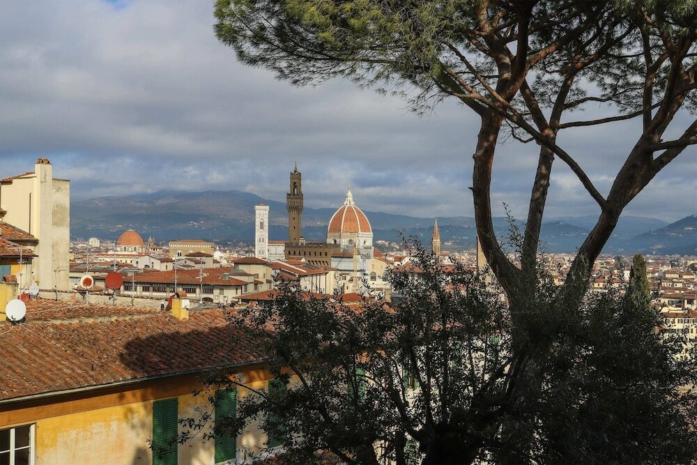 Фото Florence in the Window - Hosted by Sweetstay