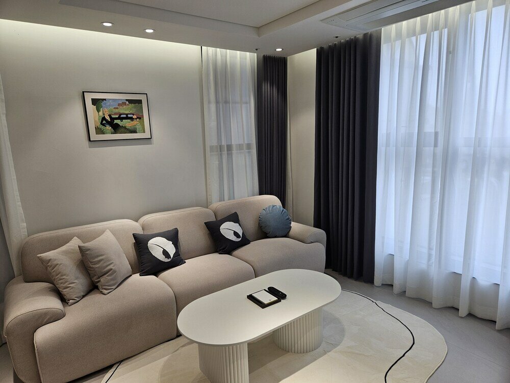 Фото Hotel the Designers Lyj Suite Yeoksam