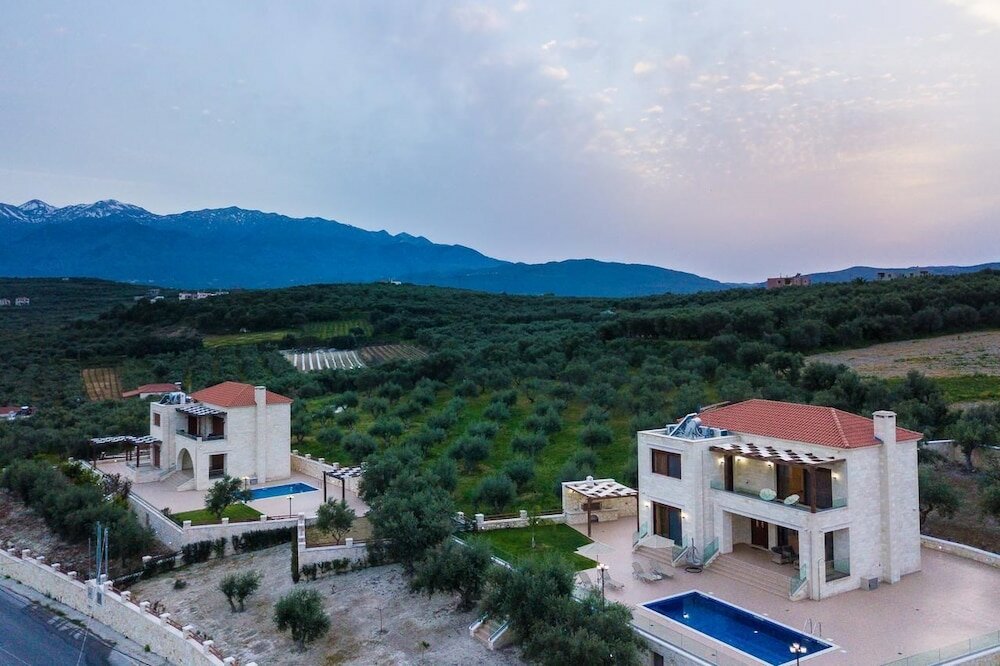 Фото Rodi Luxury Stone Villa