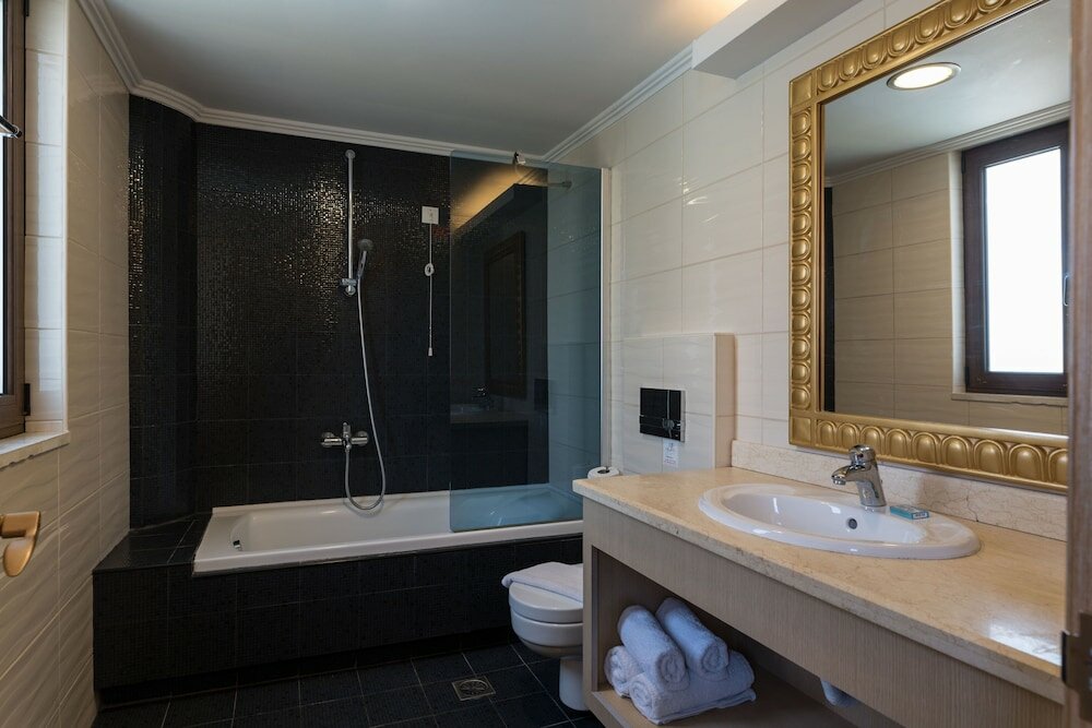 Фото Okeanis Golden Resort