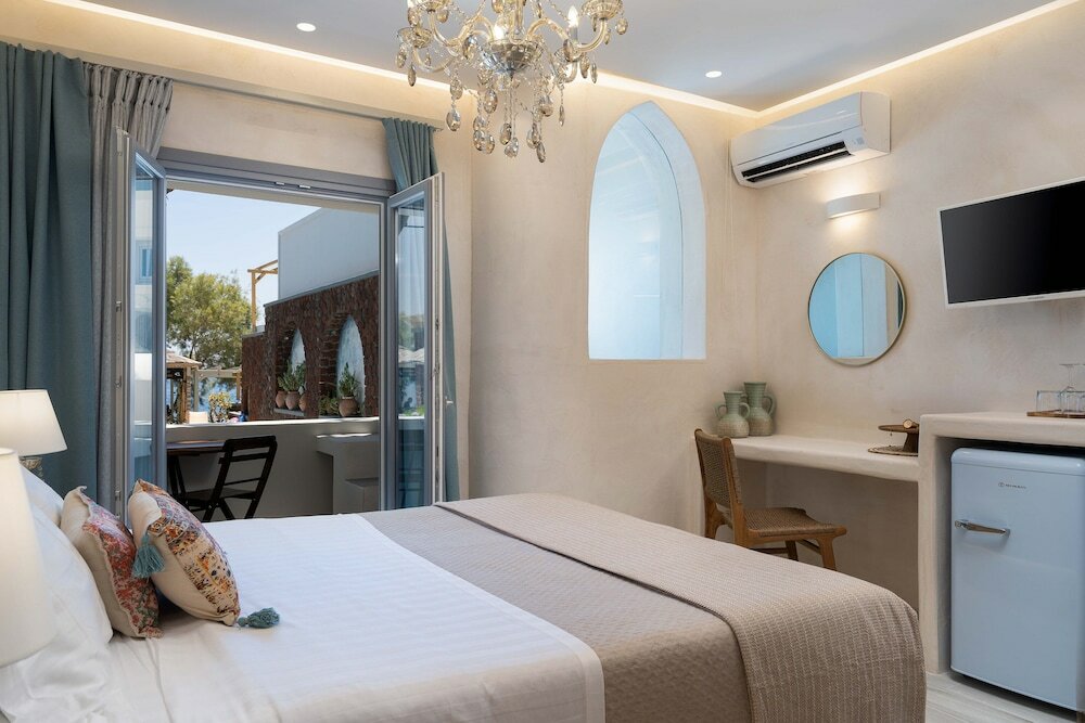 Фото Thousand Stars Suites & Rooms