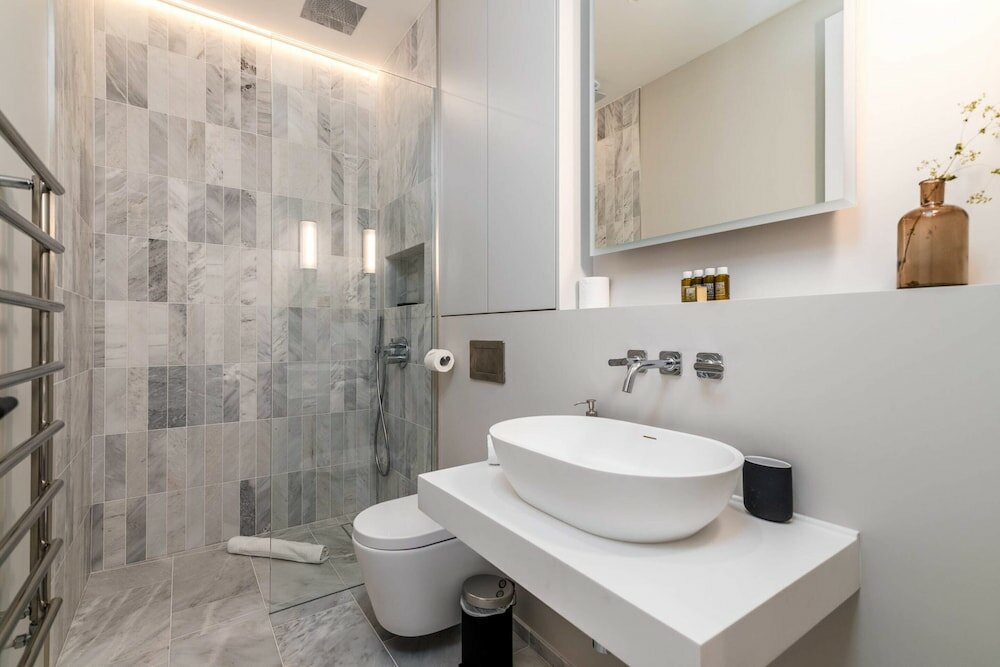 Фото Modern Apartment Near Central London