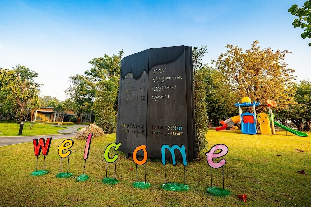 Фото Chatnipa Beach Resort by Morseng