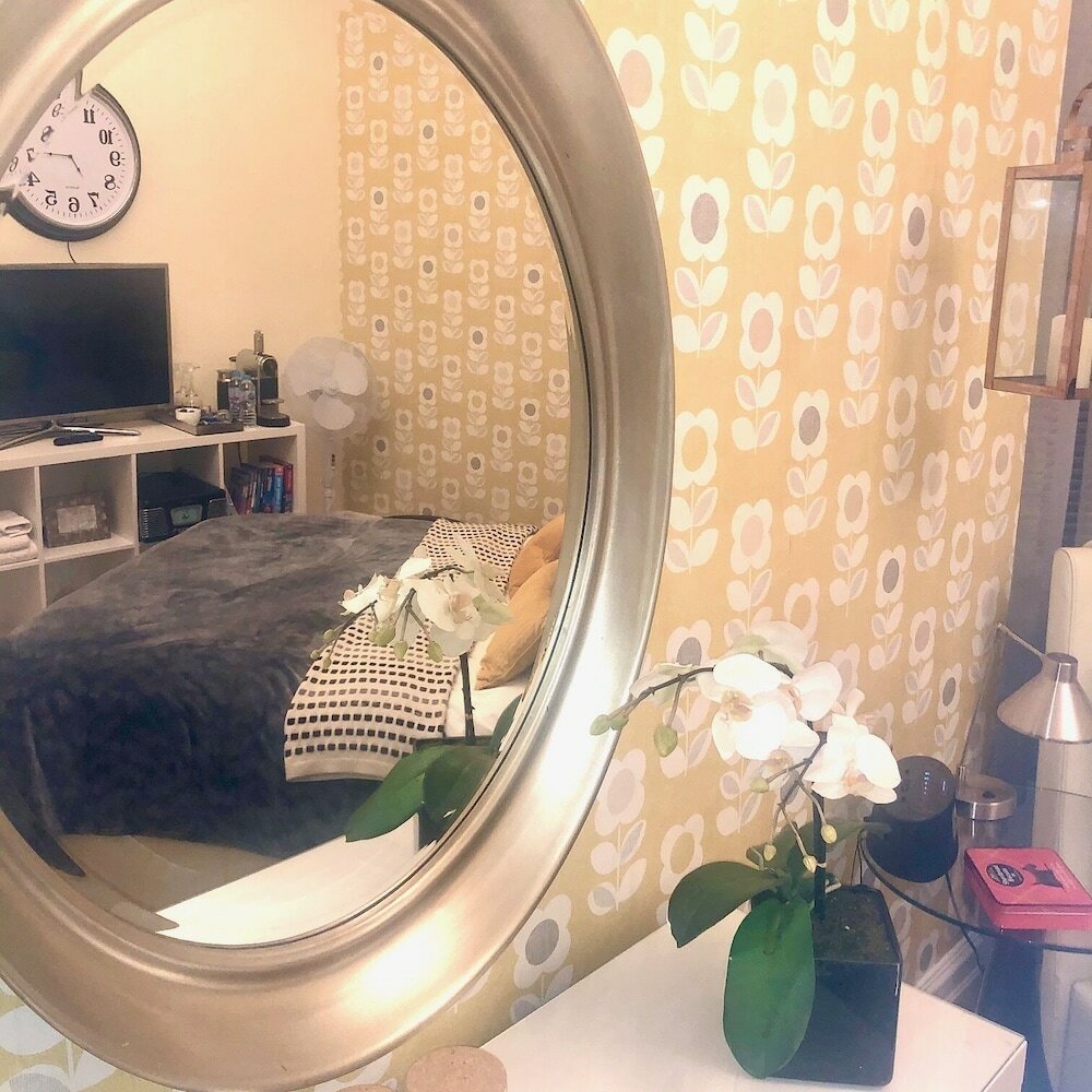 Фото Charing Cross Rooms - B&b