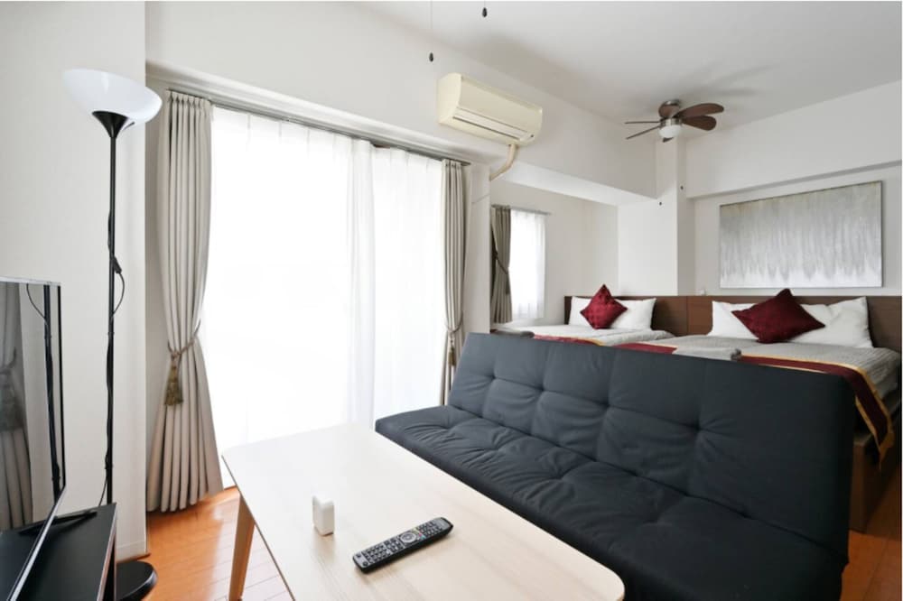 Фото Osaka Yodoyabashi House