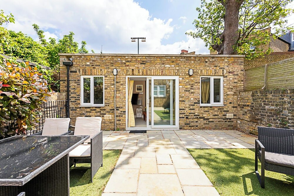 Фото Charming Garden Studio