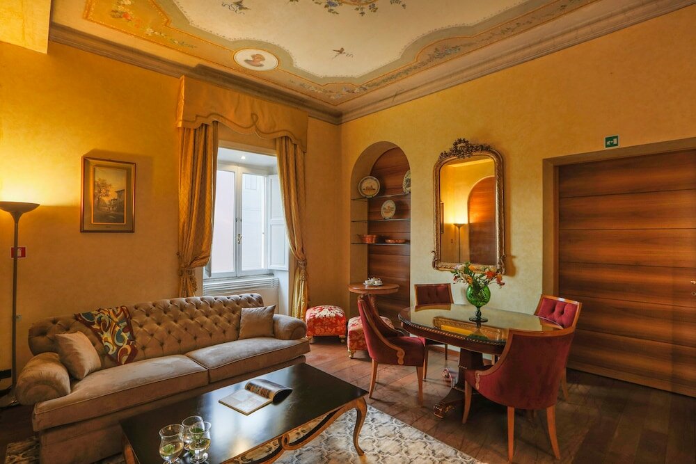Фото Prestigious Apartment Piazza Navona