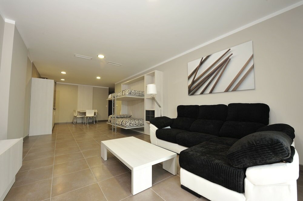 Фото Aparthotel Meseguer