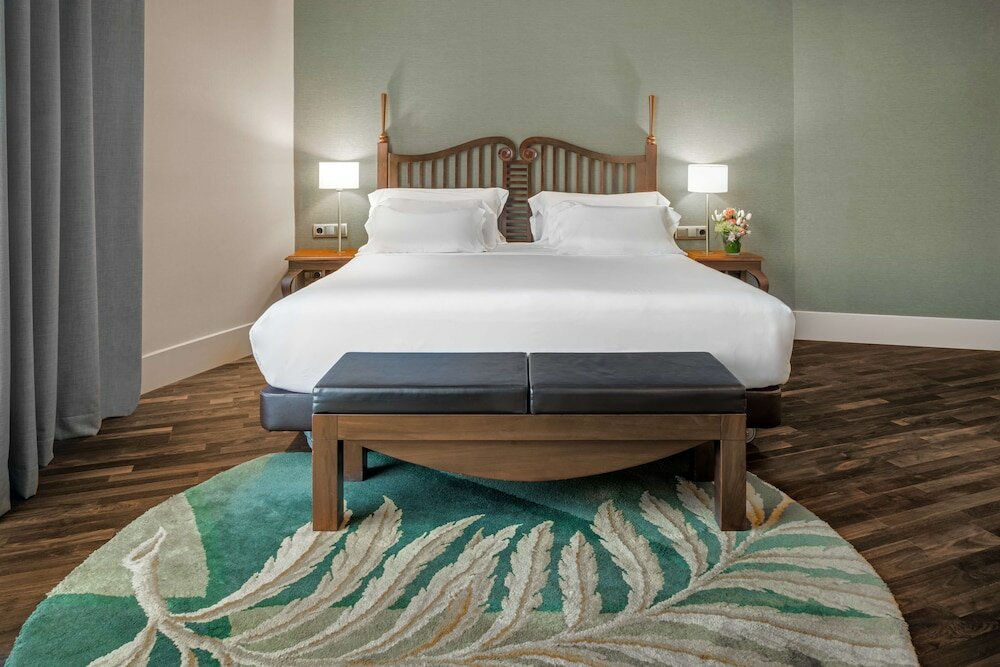 Фото NH Collection Madrid Paseo del Prado