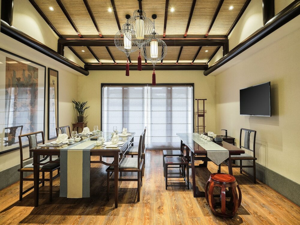 Фото San Po Hotel