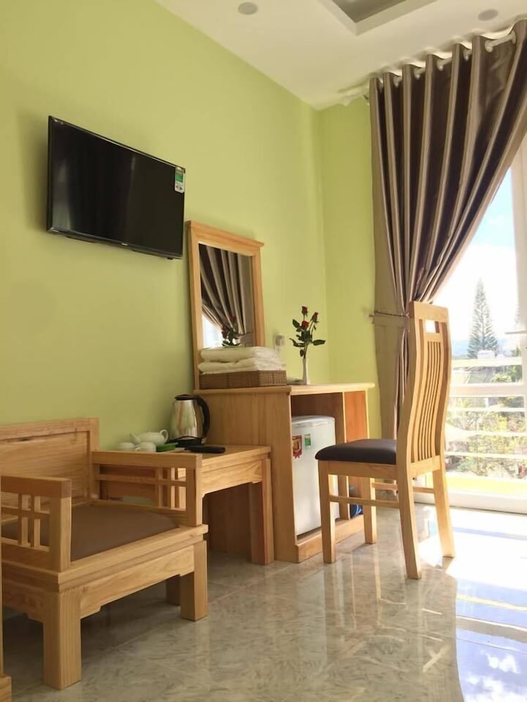 Фото Trung Nhan Hotel