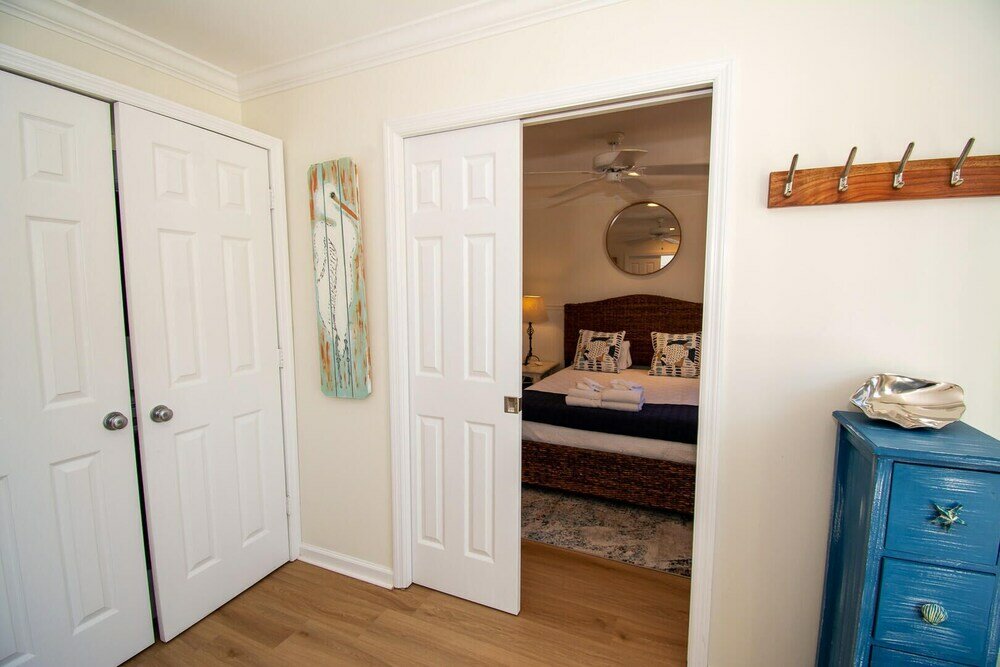 Фото 326 Ocean Point Drive