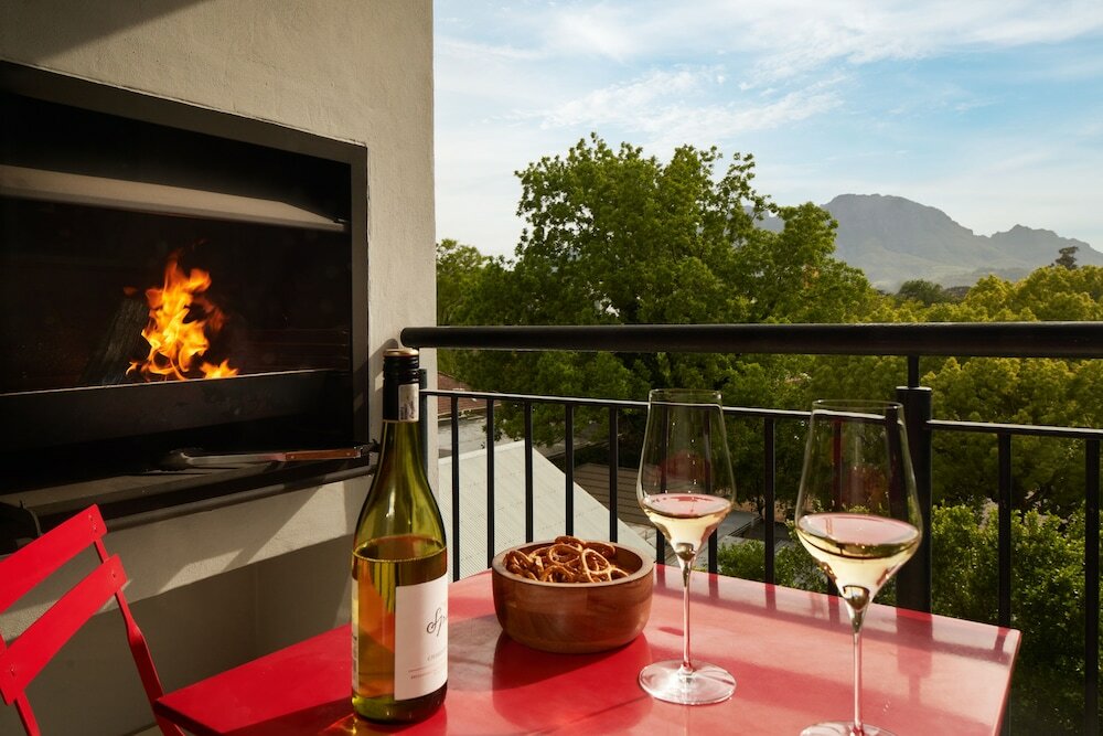 Фото The Den Apartments by Raw Africa Boutique Collection