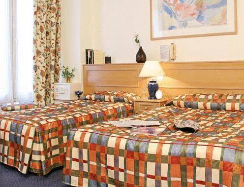 Фото Hotel De Suez