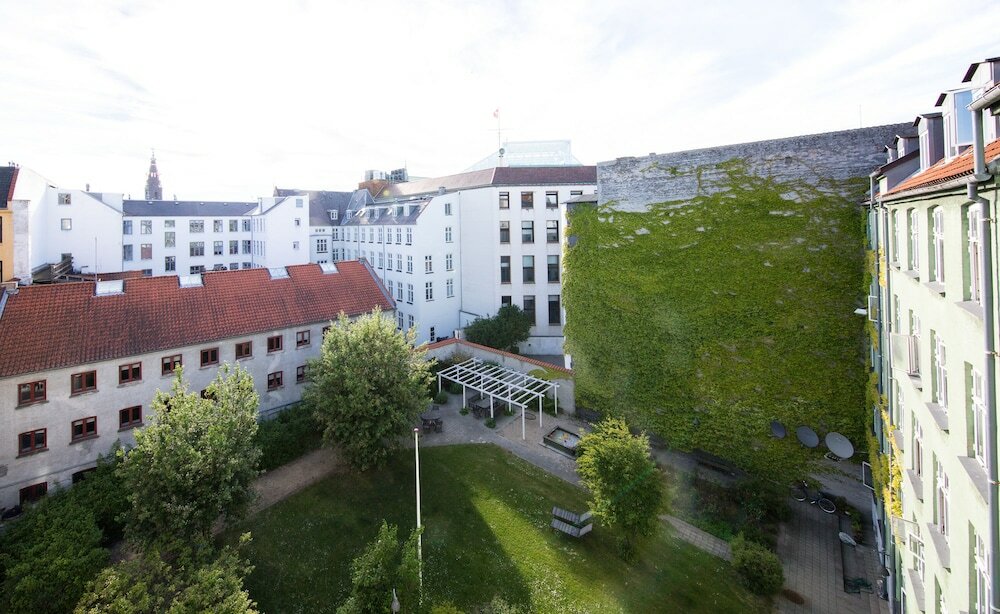 Фото Dinesen Collection Luxury Condos by Royal Danish Theatre