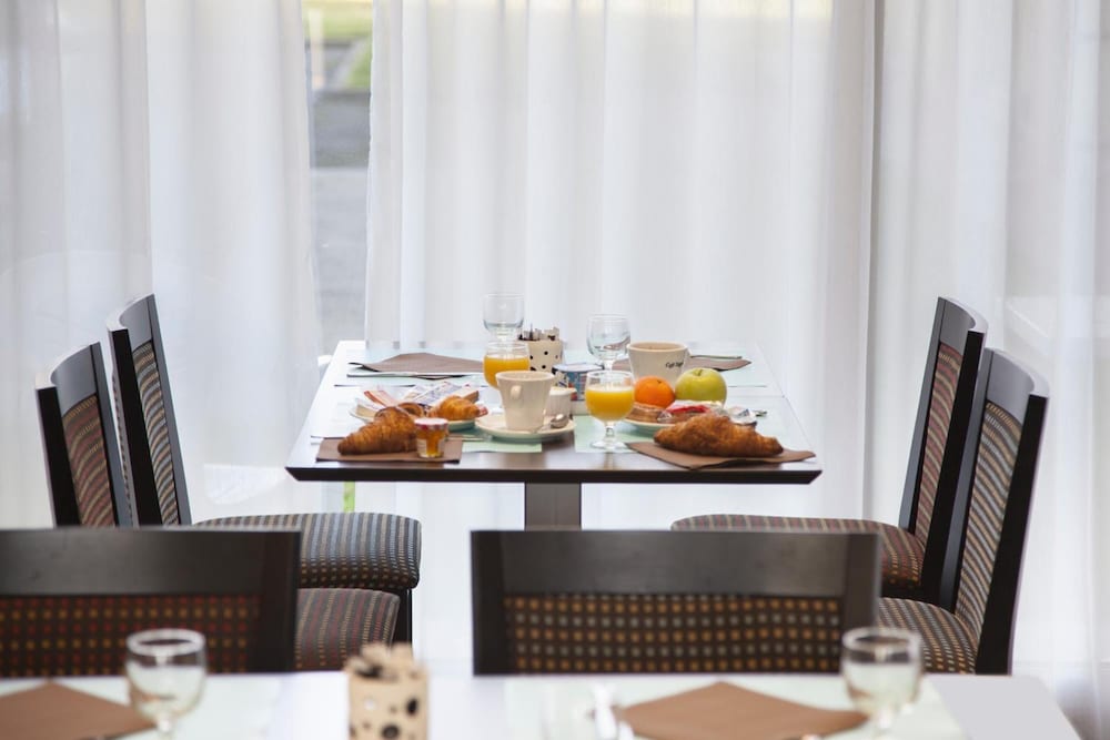 Фото Nemea Appart Hotel Toulouse Aéroport