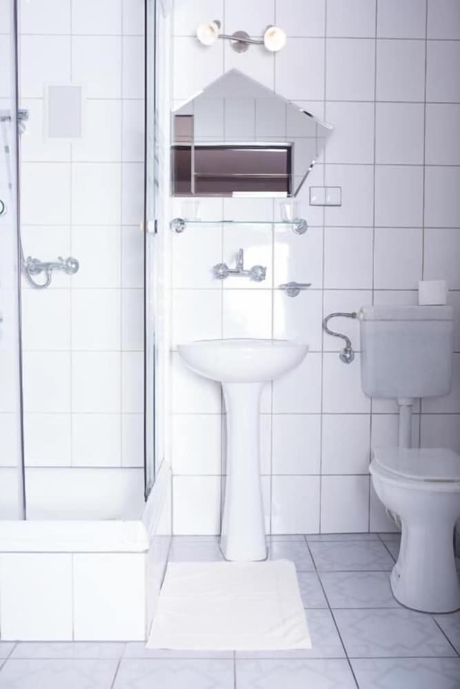 Фото Oficyna przy Pałacu Krobielowice