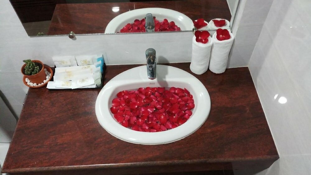 Фото Hotel San Taw Win