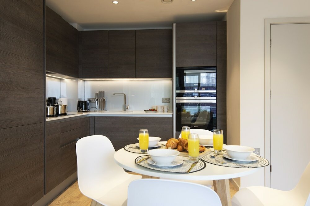 Фото Stunning 1 Bed Apartment at Kings Cross - St Pancras