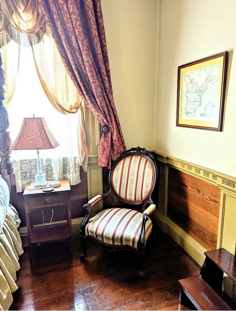 Фото Chanceford Hall Bed & Breakfast