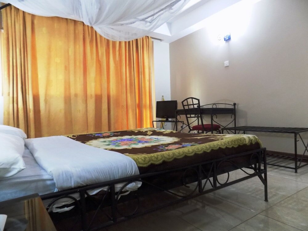 Фото Soroti Hotel