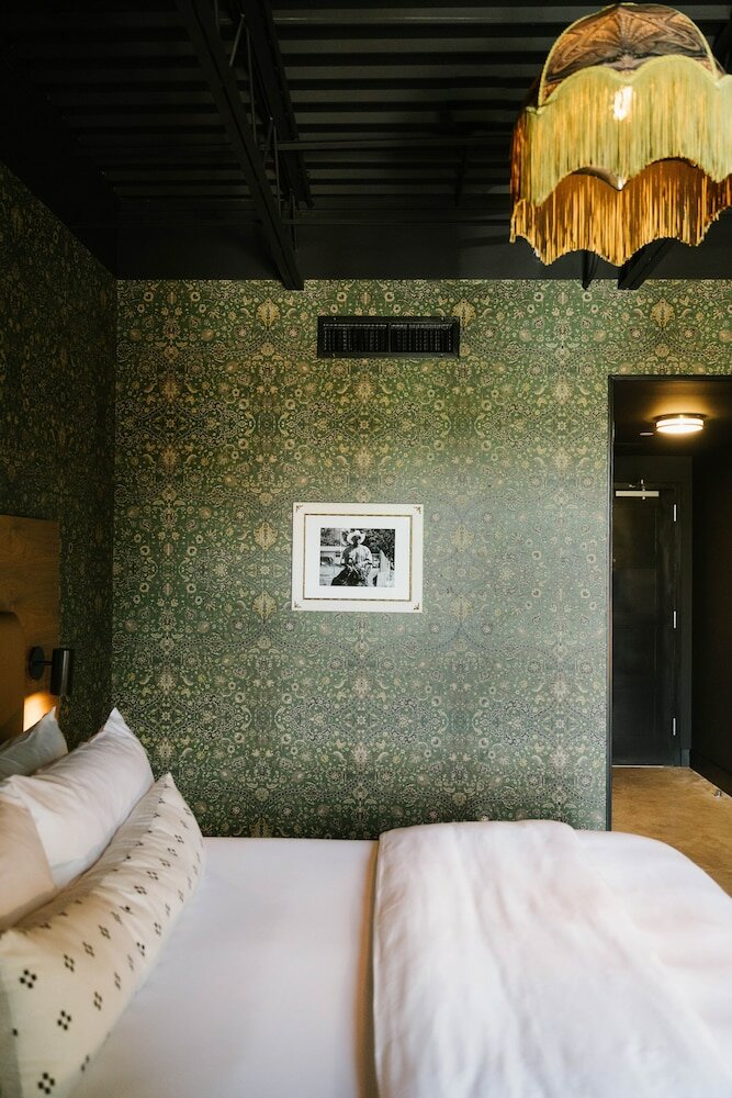 Фото The Frances Modern Inn