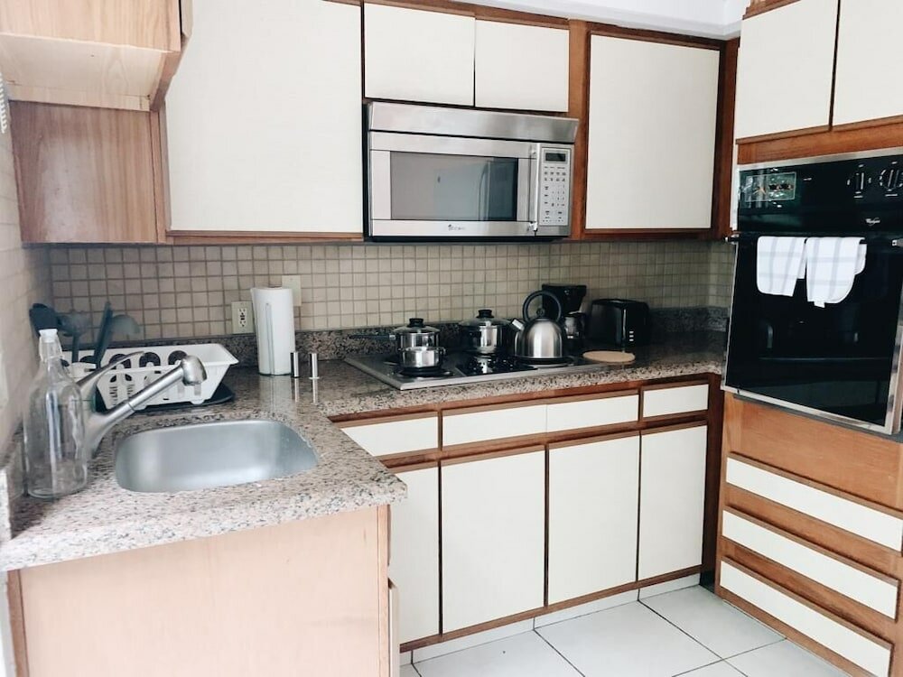 Фото Galleria Apartments by Lowkl